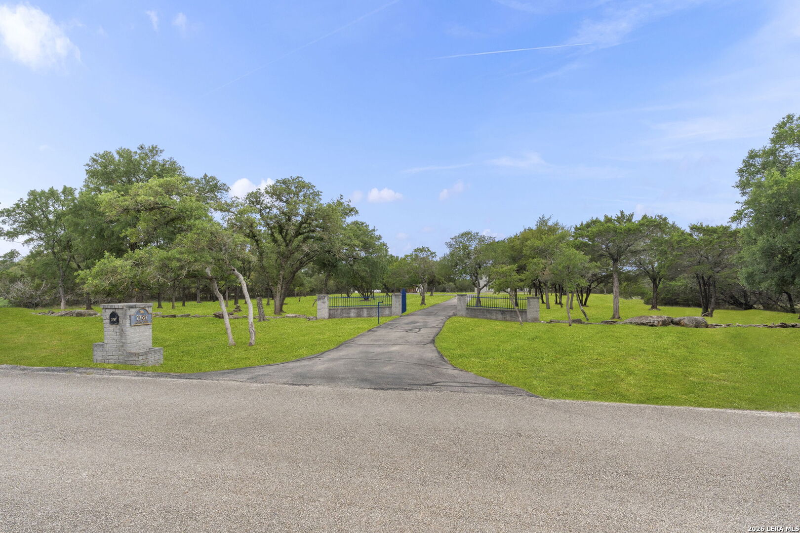 2787 Rolling Creek Road Spring Branch, TX 78070 - Photo 5 of 33