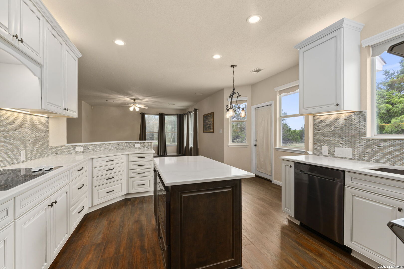 2787 Rolling Creek Road Spring Branch, TX 78070 - Photo 8 of 33