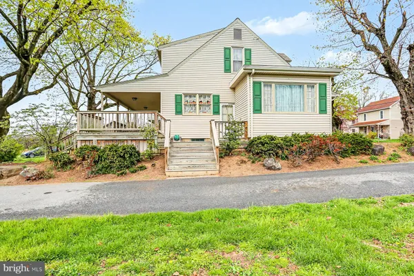 $209,900 | 489 Bachmanville Road, Hershey, PA 17033