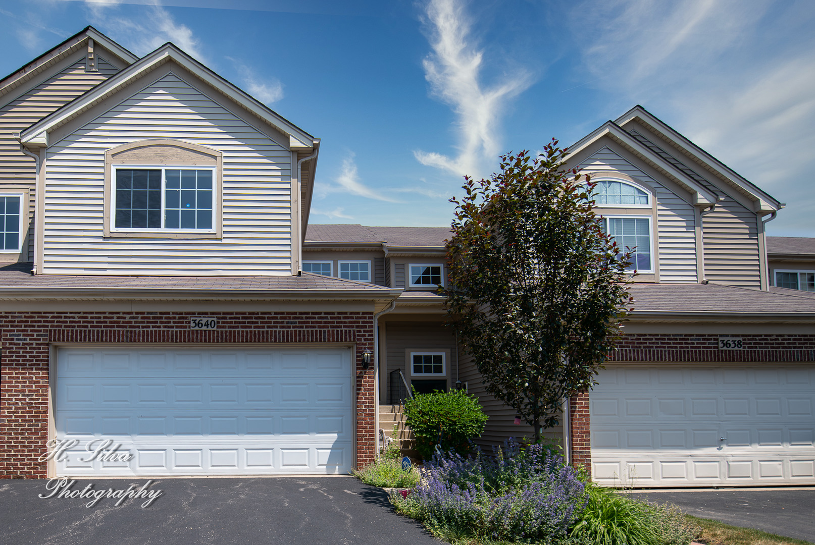 3640 Roanoke Avenue, Unit 3640 Carpentersville, IL 60110 - Photo 1 of 7