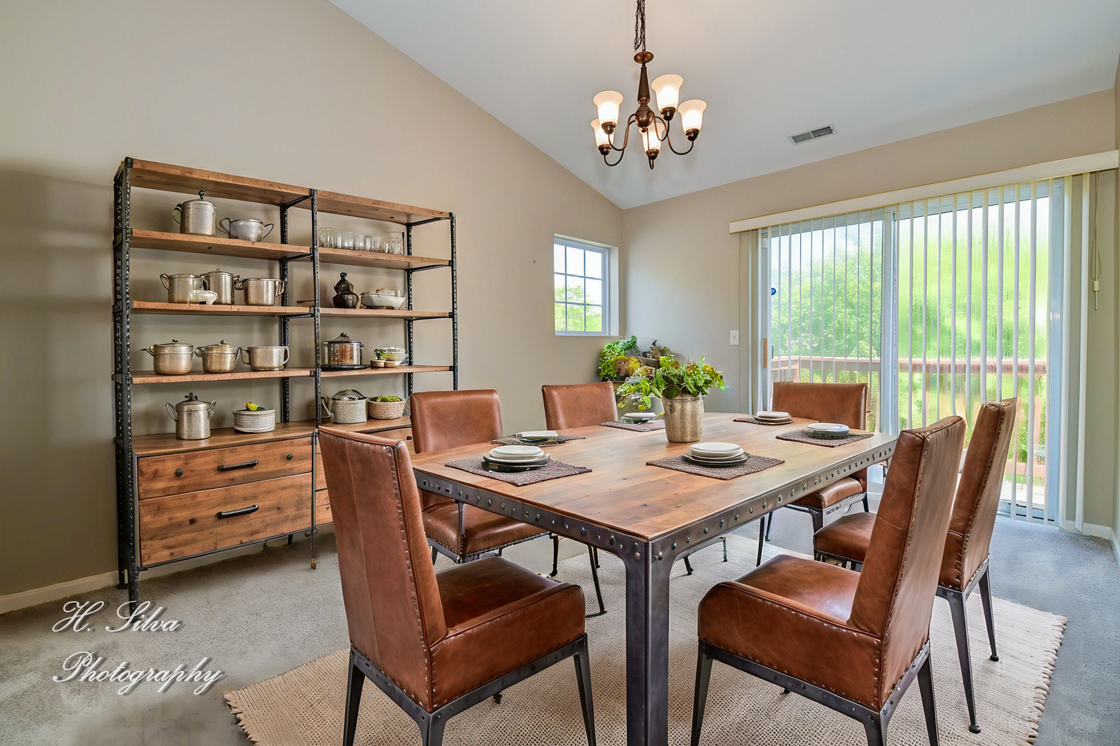 3640 Roanoke Avenue, Unit 3640 Carpentersville, IL 60110 - Photo 4 of 7