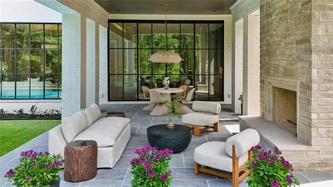 $8,500,000 | 4715 Northside Drive Northwest, Atlanta, GA 30327