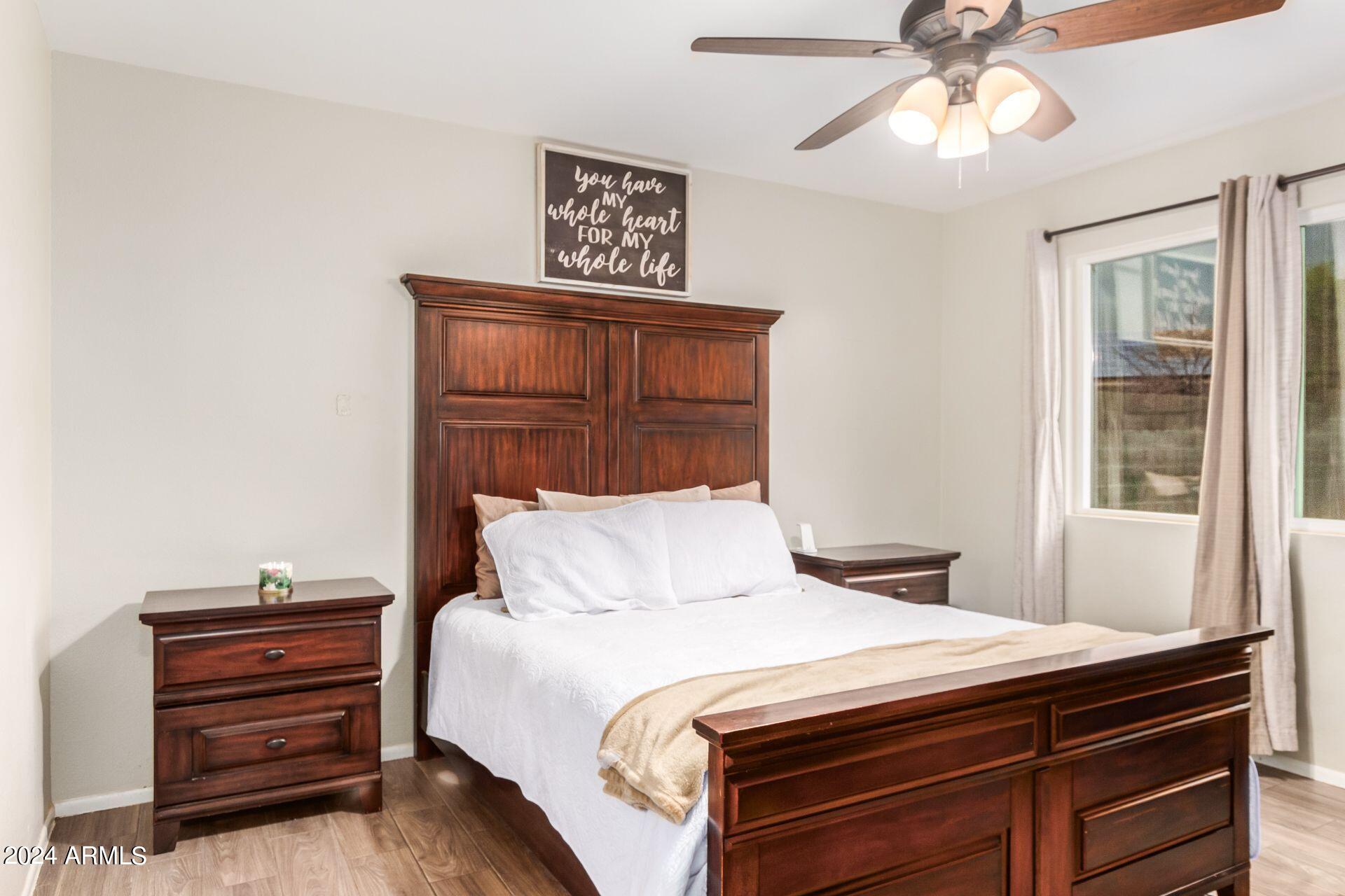 1722 East Grandview Road Phoenix, AZ 85022 - Photo 7 of 12 master
