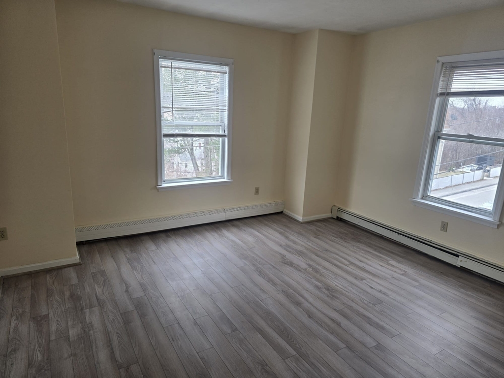 26 Loring Street, Unit 3 Worcester, MA 01606 - Photo 15 of 21