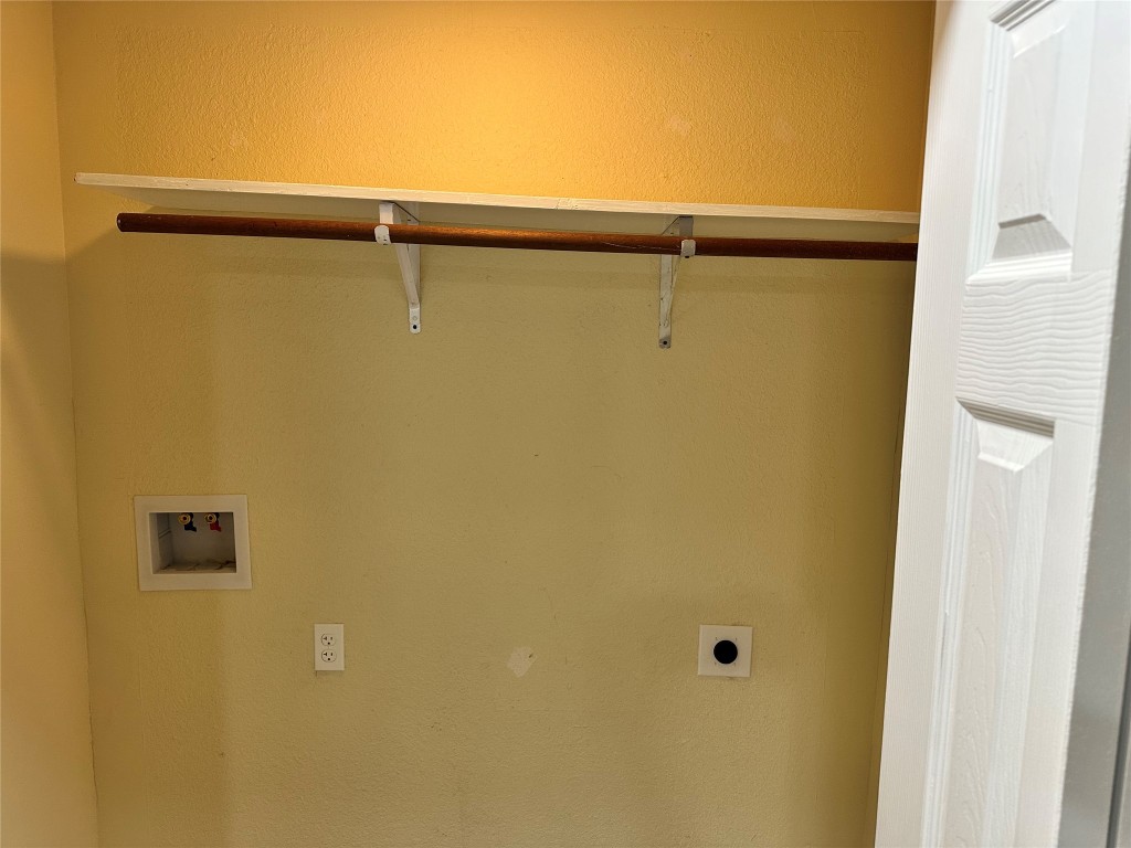 6911 Bauman Road Houston, TX 77022 - Photo 17 of 17 a close up view of shower