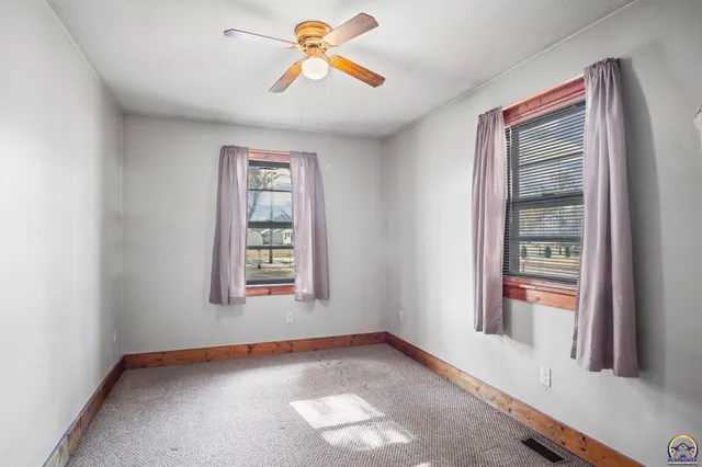 $130,000 | 306 Northeast Lyman Road, Topeka, KS 66608