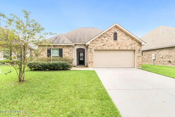 $250,000 | 1108 Deer Meadow Boulevard, Broussard, LA 70518