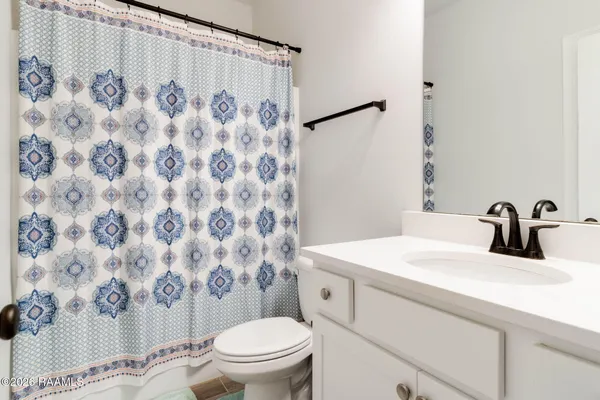 $250,000 | 1108 Deer Meadow Boulevard, Broussard, LA 70518