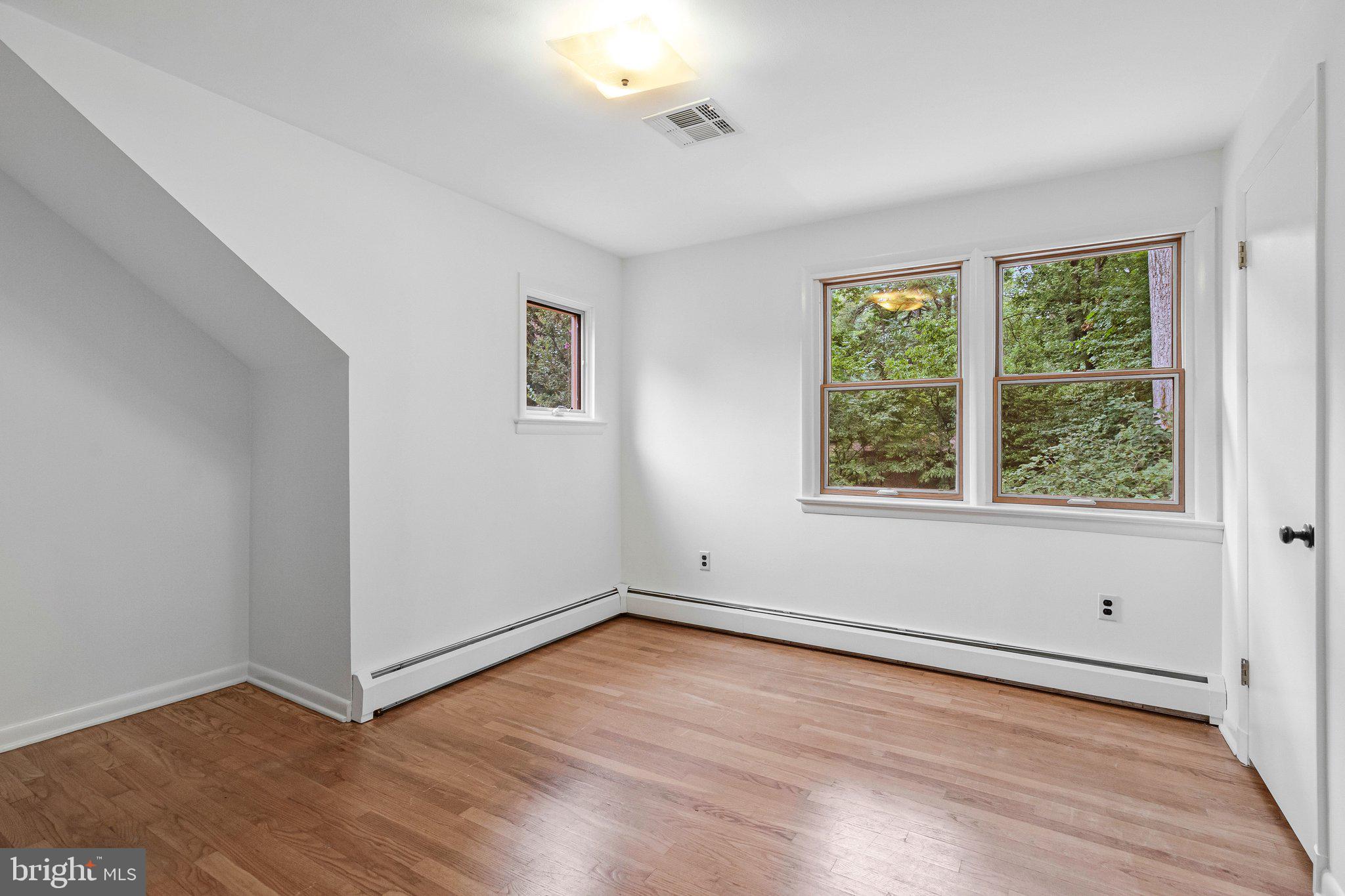 2213 Apple Tree Lane Silver Spring, MD 20905 - Photo 22 of 33