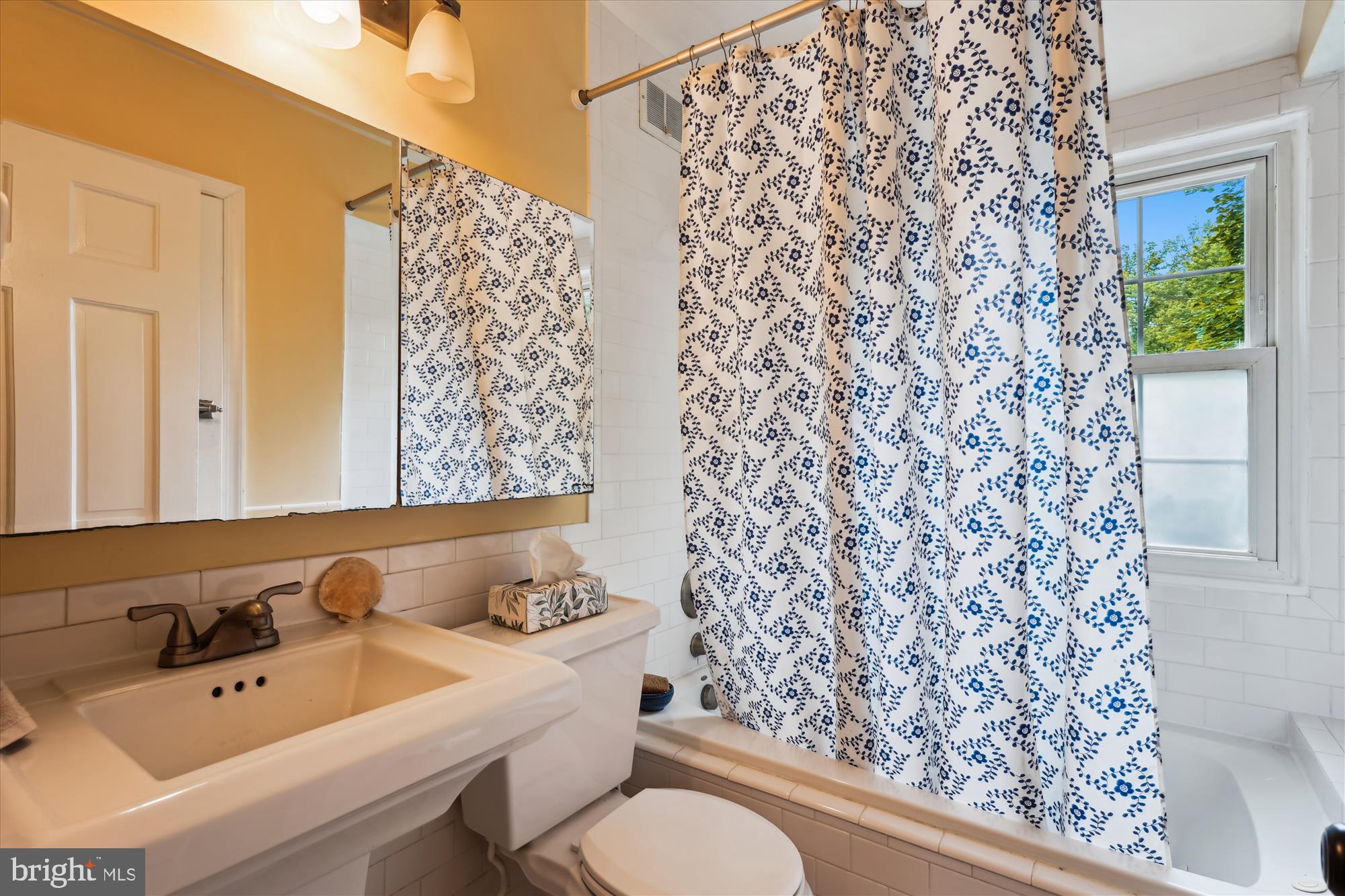 2106 Ross Road Silver Spring, MD 20910 - Photo 35 of 55