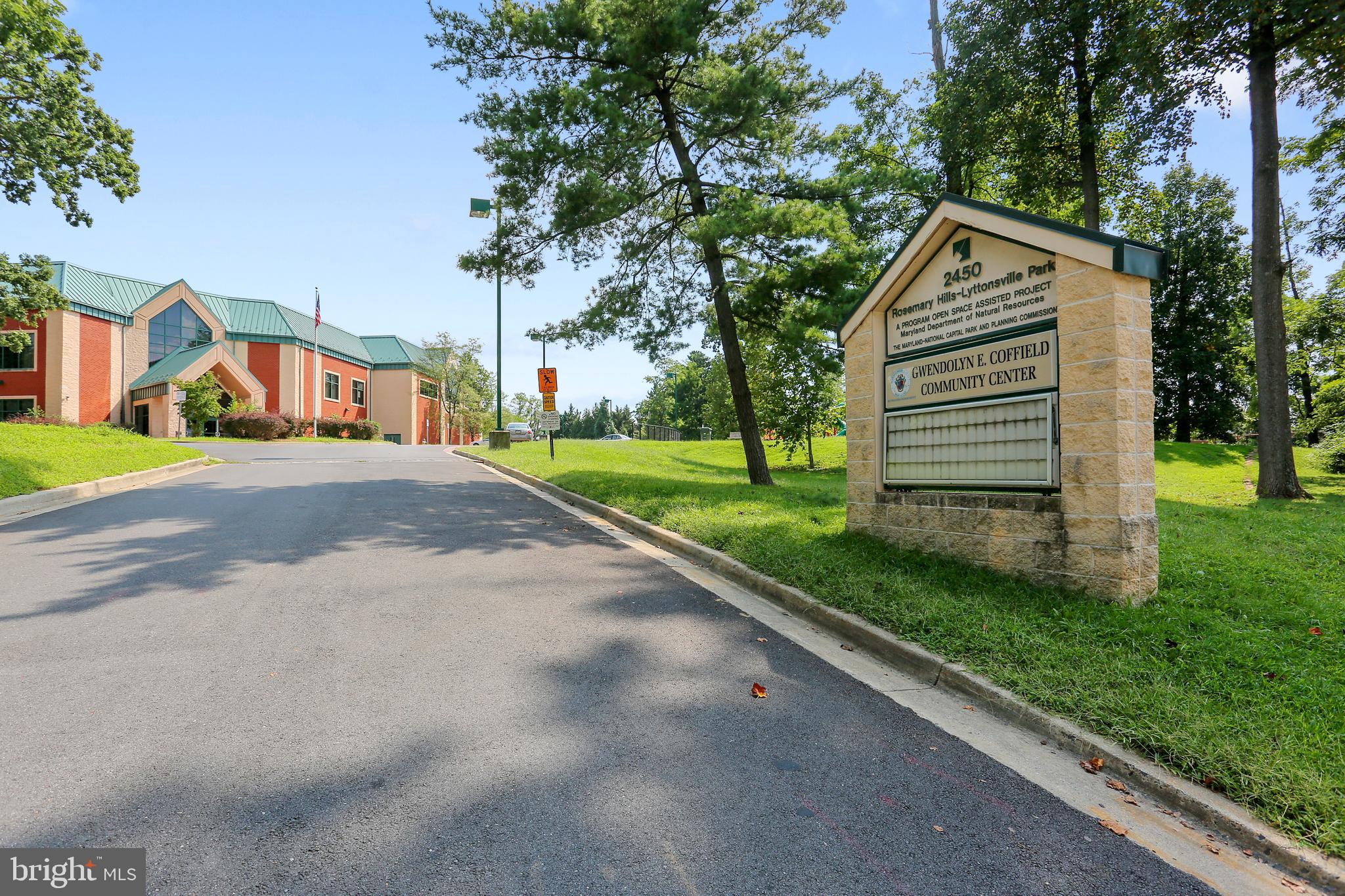 2106 Ross Road Silver Spring, MD 20910 - Photo 49 of 55