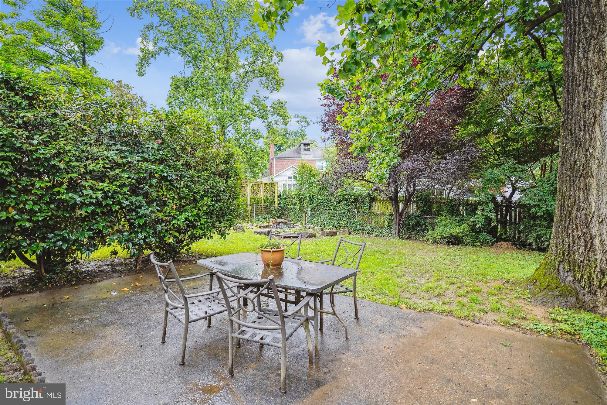 2106 Ross Road Silver Spring, MD 20910 - Photo 9 of 55