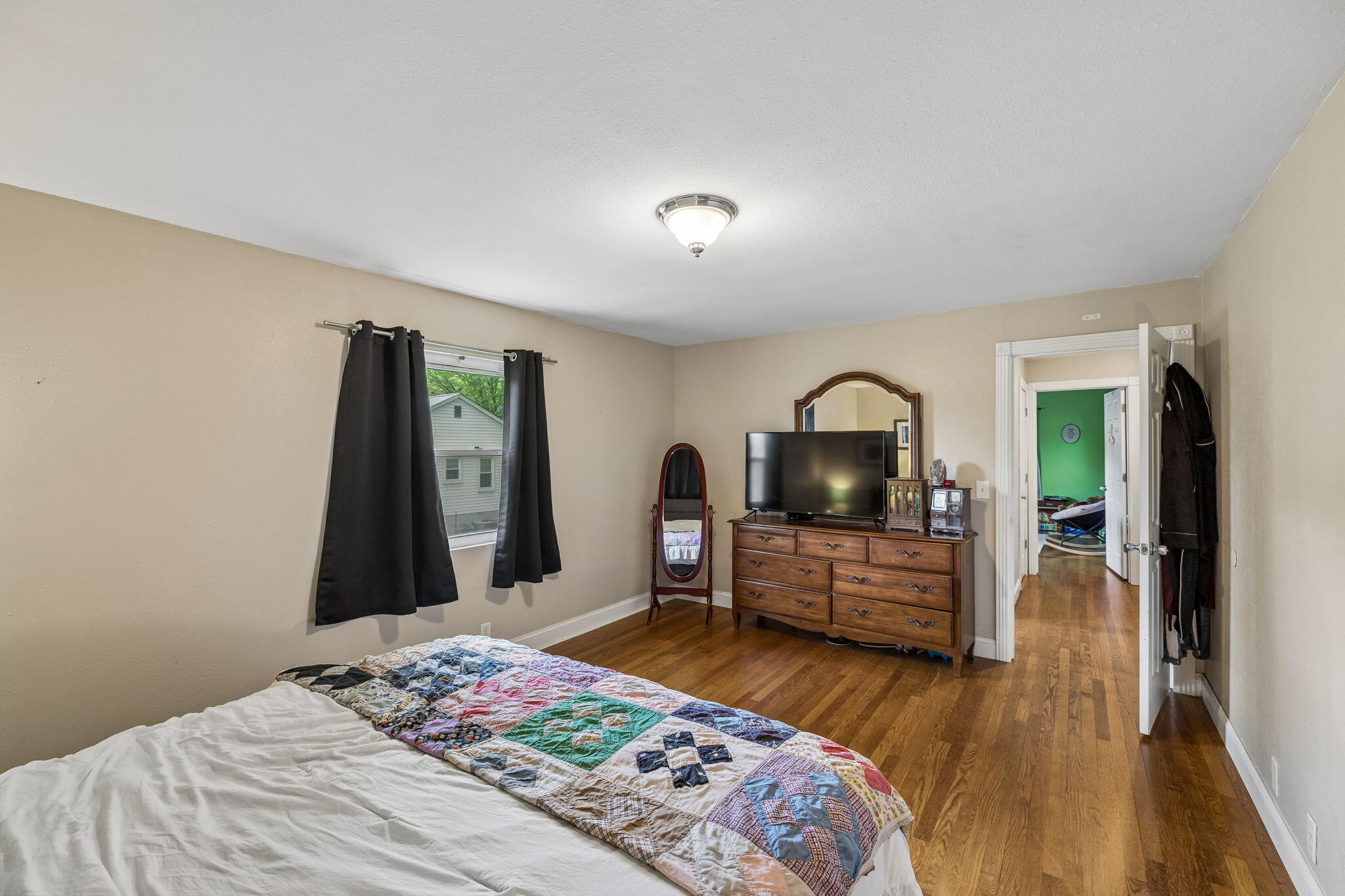 411 Pine Avenue South Pittsburg, TN 37380 - Photo 19 of 70 25-411 Pine Ave South Pittsburg - 025