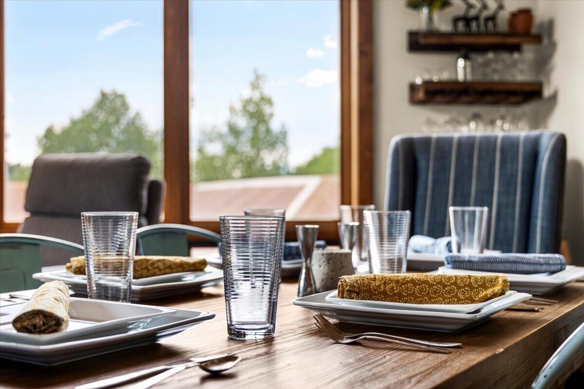 402 Adams Ranch Road, Unit D Mountain Village, CO 81435 - Photo 19 of 35 Dining