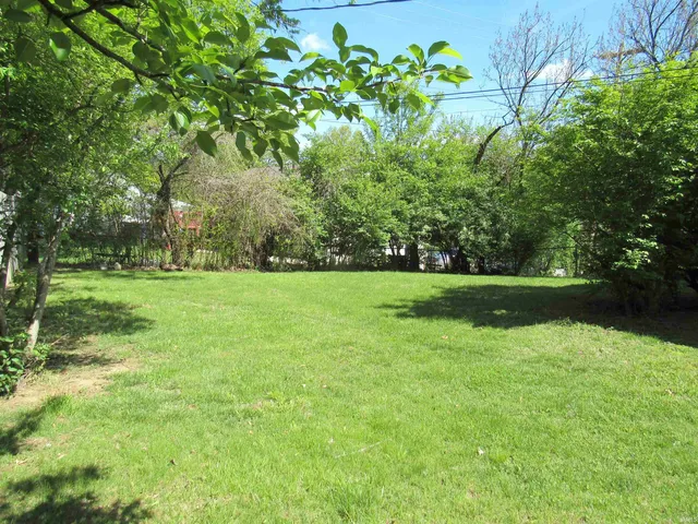 $2,100 | 4401 East Cambridge Court, Bloomington, IN 47408