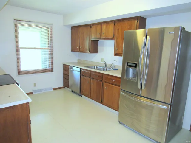 $2,100 | 4401 East Cambridge Court, Bloomington, IN 47408