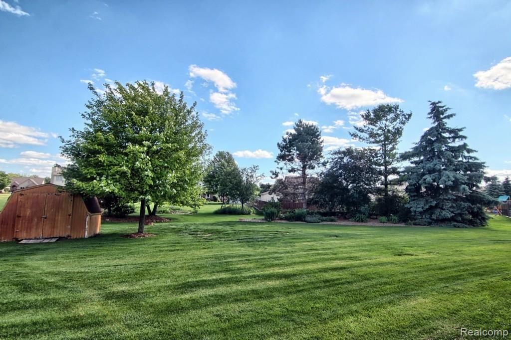 13014 Excalibur Lane Romeo, MI 48065 - Photo 28 of 30 28.jpg