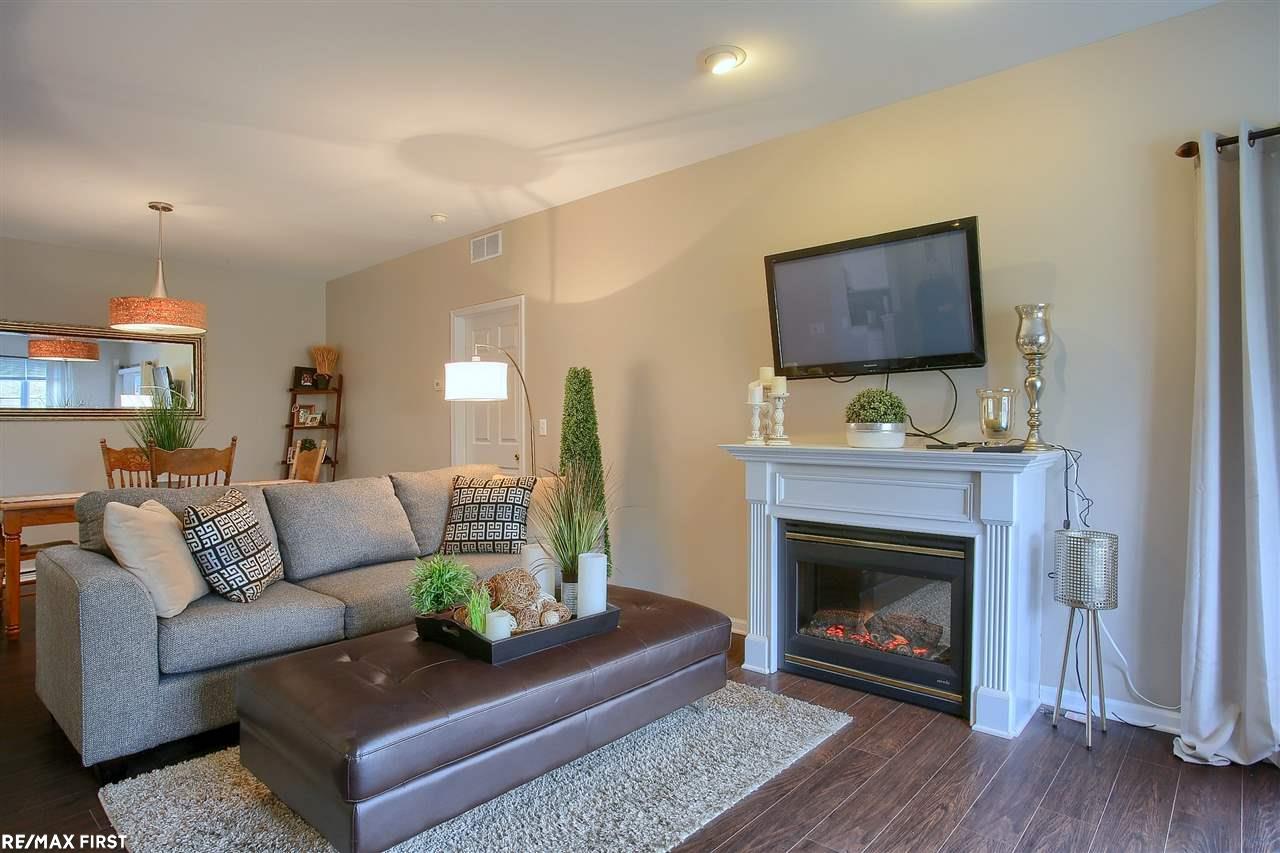 46003 Rhodes Drive Macomb, MI 48044 - Photo 5 of 26