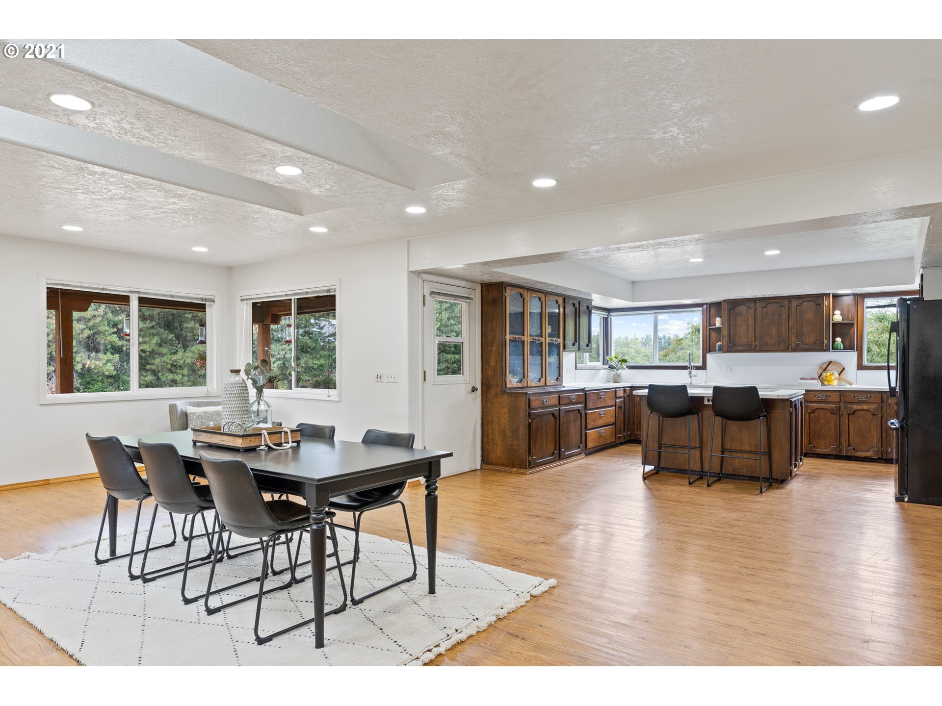 20344 South Lower Highland Road Beavercreek, OR 97004 - Photo 14 of 27 Gallery Image 14
