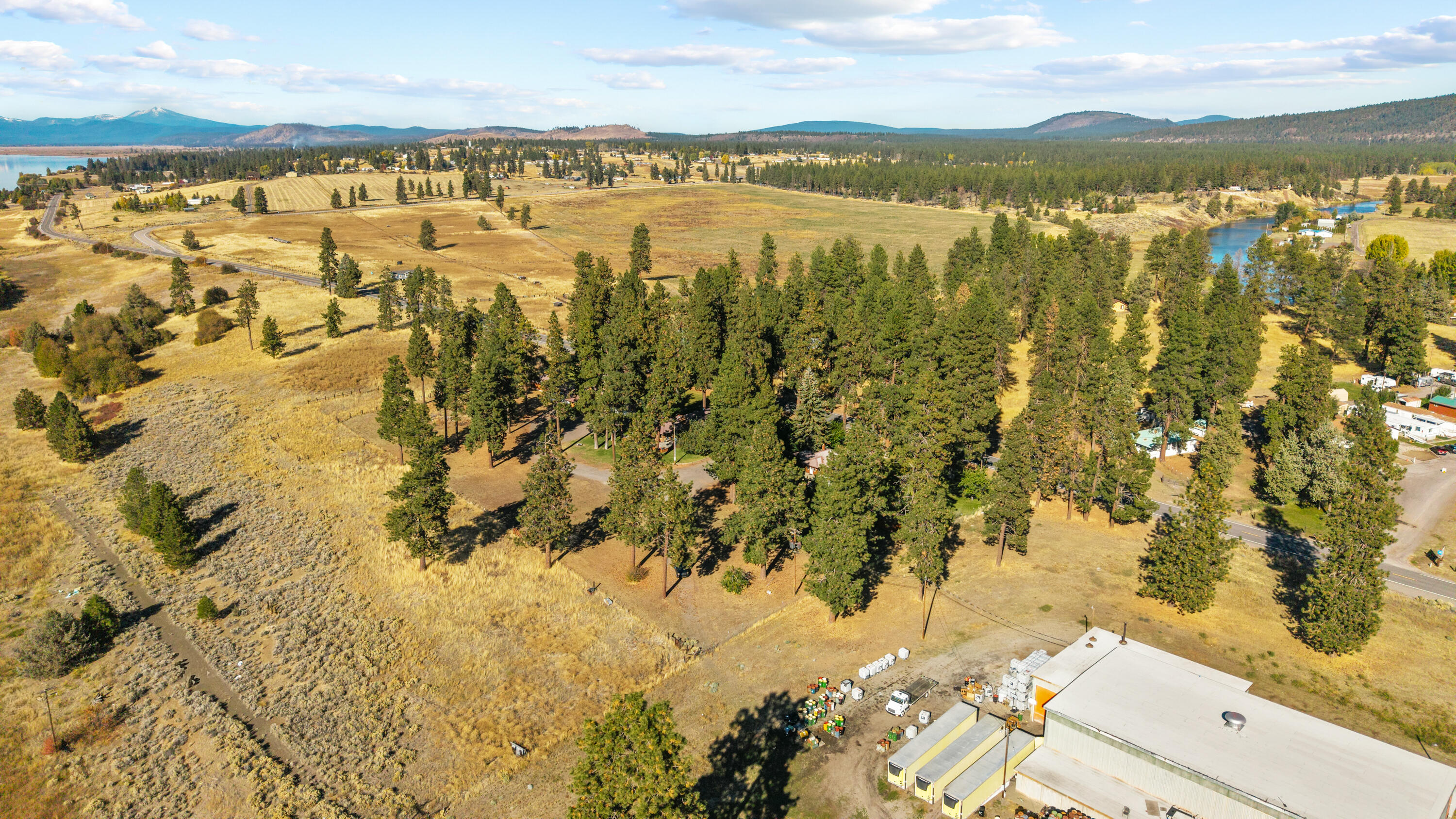 32486 Modoc Point Road Chiloquin, OR 97624 - Photo 125 of 135 32490 Modoc Point Rd-125
