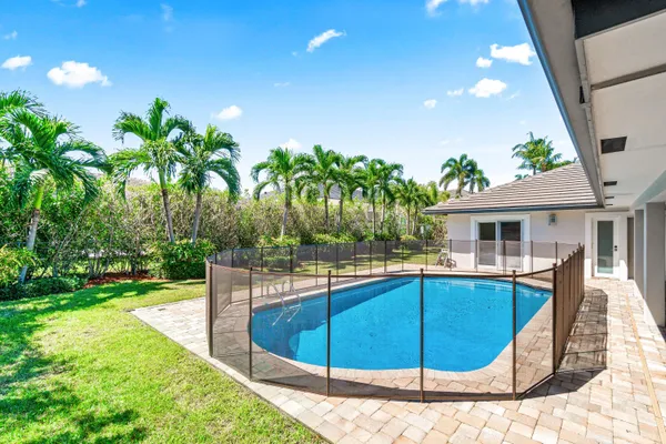 $20,000 | 2367 Queen Palm Road, Boca Raton, FL 33432