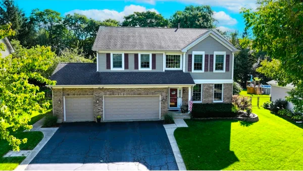 $575,000 | 1021 Wakefield Drive, Elgin, IL 60120