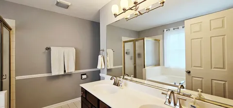 $575,000 | 1021 Wakefield Drive, Elgin, IL 60120