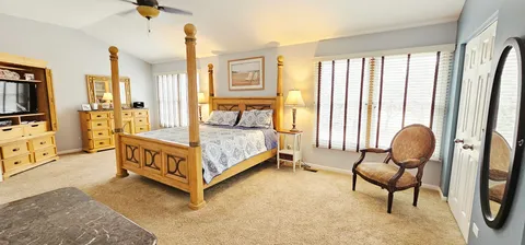 $575,000 | 1021 Wakefield Drive, Elgin, IL 60120