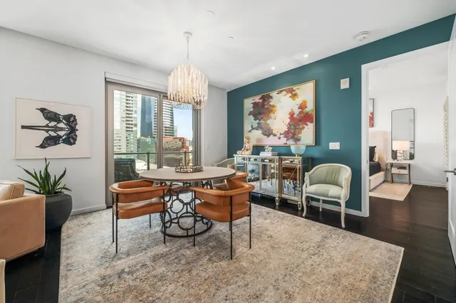 $975,000 | 200 Congress Avenue, Unit 13A, Austin, TX 78701