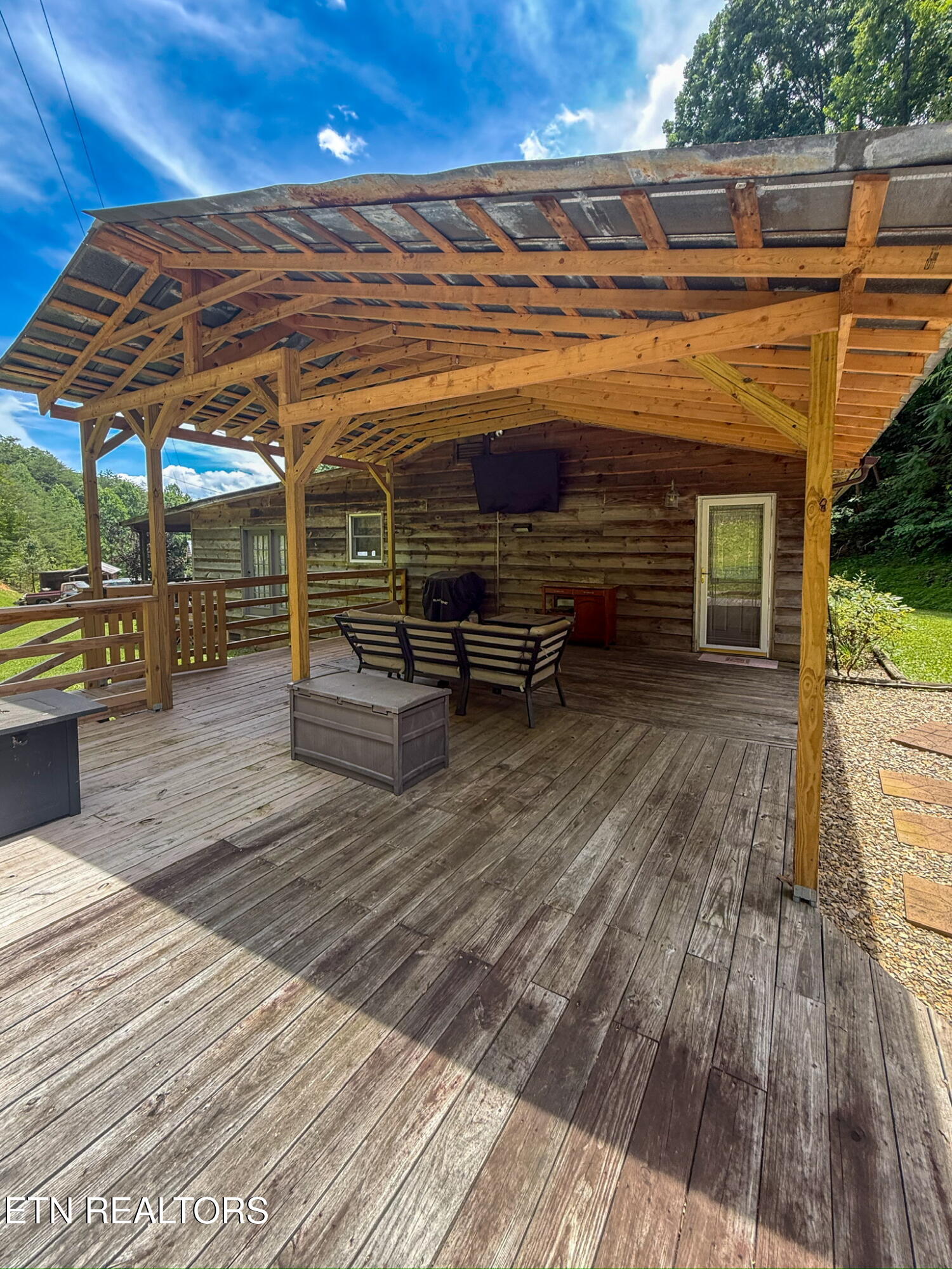 975 Roman Way Cosby, TN 37722 - Photo 29 of 36 IMG_0841