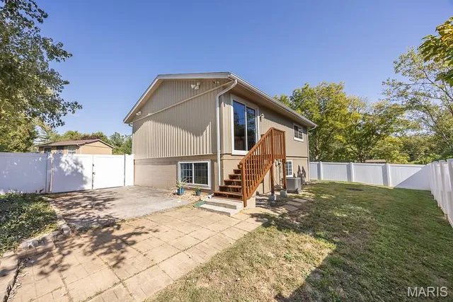 $220,000 | 603 West Madison Street, O'Fallon, IL 62269