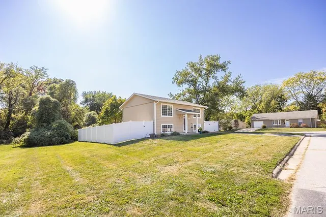 $220,000 | 603 West Madison Street, O'Fallon, IL 62269