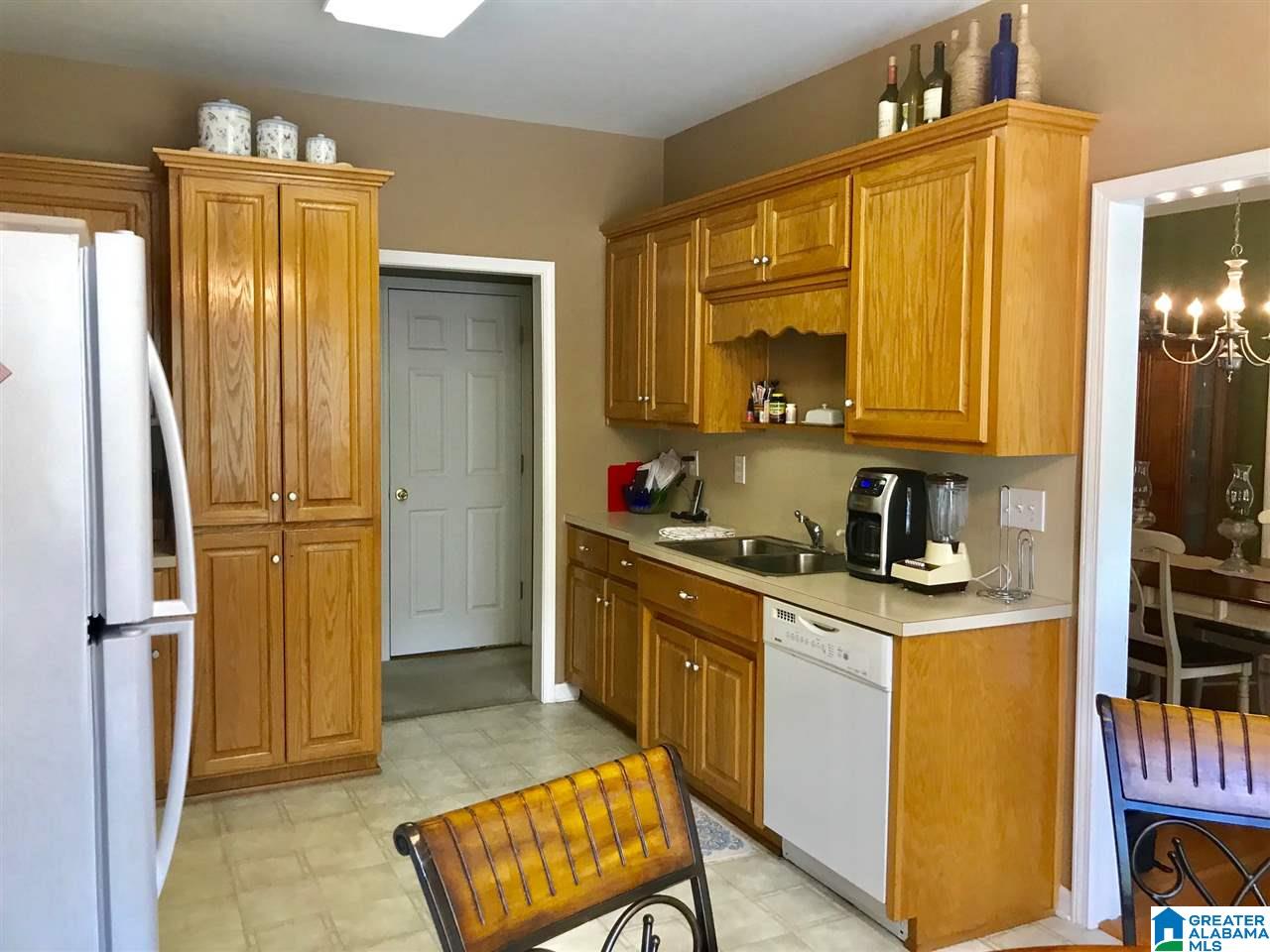 441 Spradling Road Gardendale, AL 35071 - Photo 10 of 34
