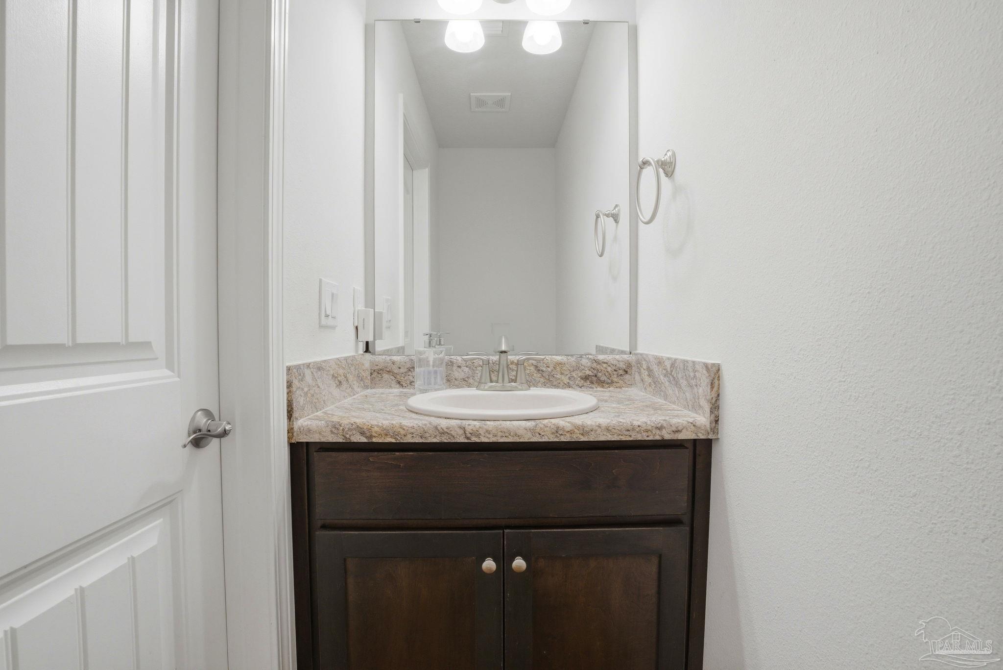 6609 Boatswain Road Pensacola, FL 32526 - Photo 18 of 38