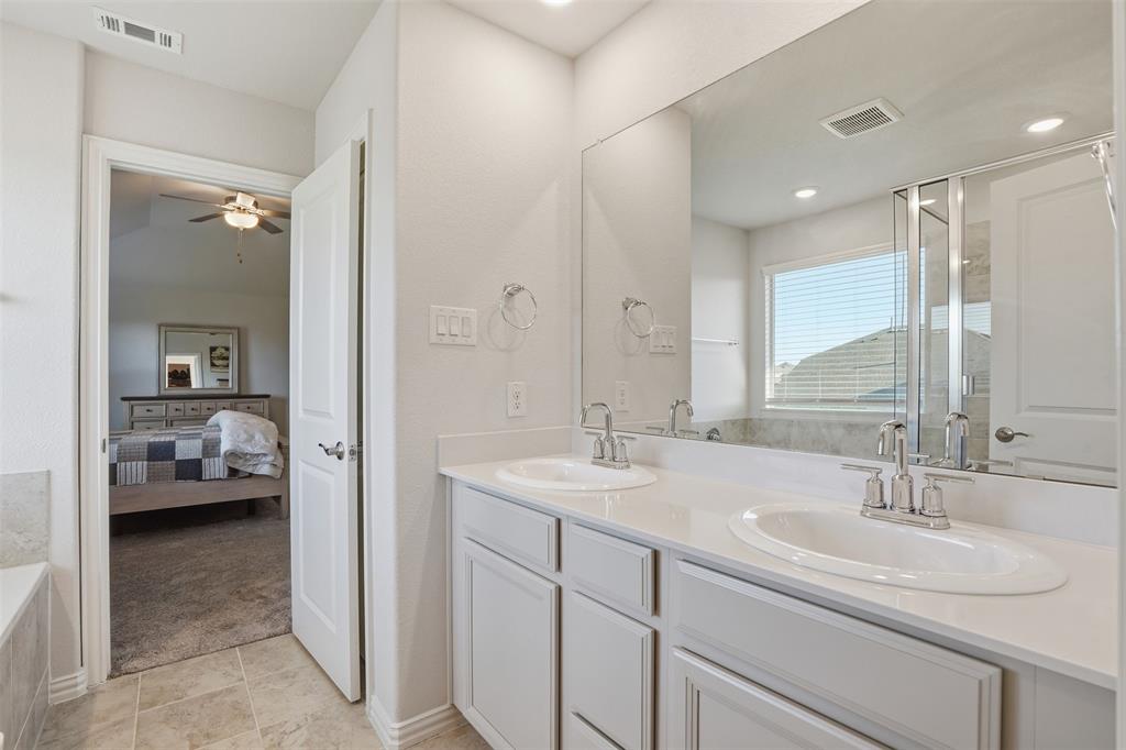 1620 Berry Rdg Trail Aubrey, TX 76227 - Photo 28 of 37