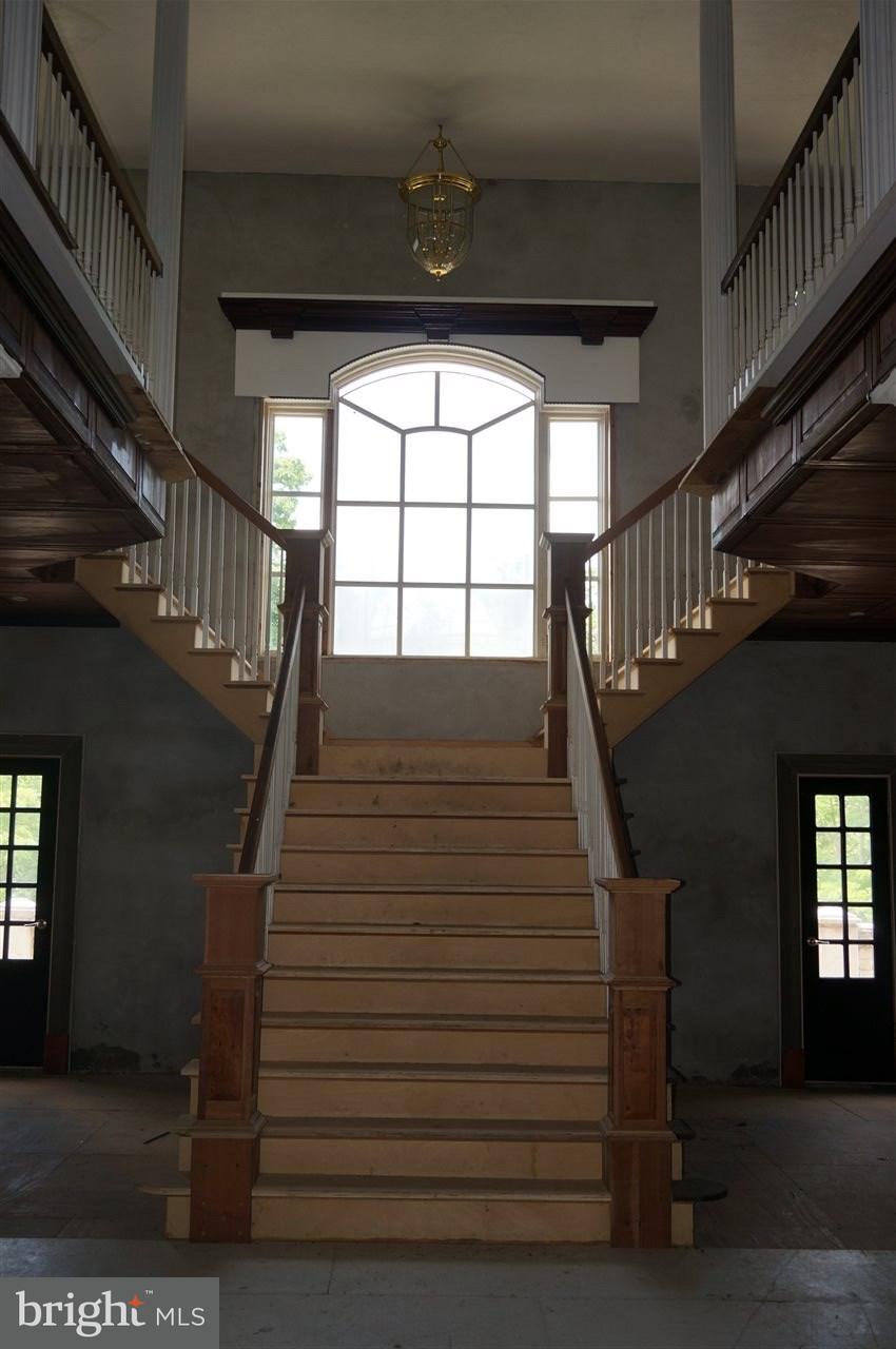 1692 Schoolhouse Road Middletown, PA 17057 - Photo 8 of 90 Grand Staircase to Second Level
