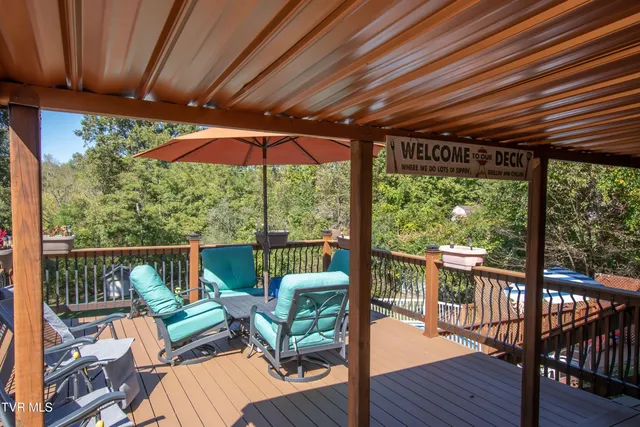 $299,900 | 203 Hilltop Drive, Bristol, VA 24202