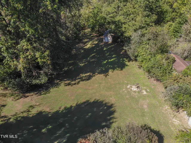 $299,900 | 203 Hilltop Drive, Bristol, VA 24202