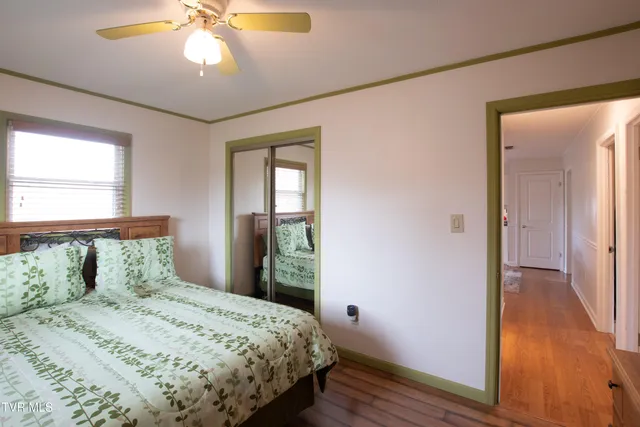 $299,900 | 203 Hilltop Drive, Bristol, VA 24202