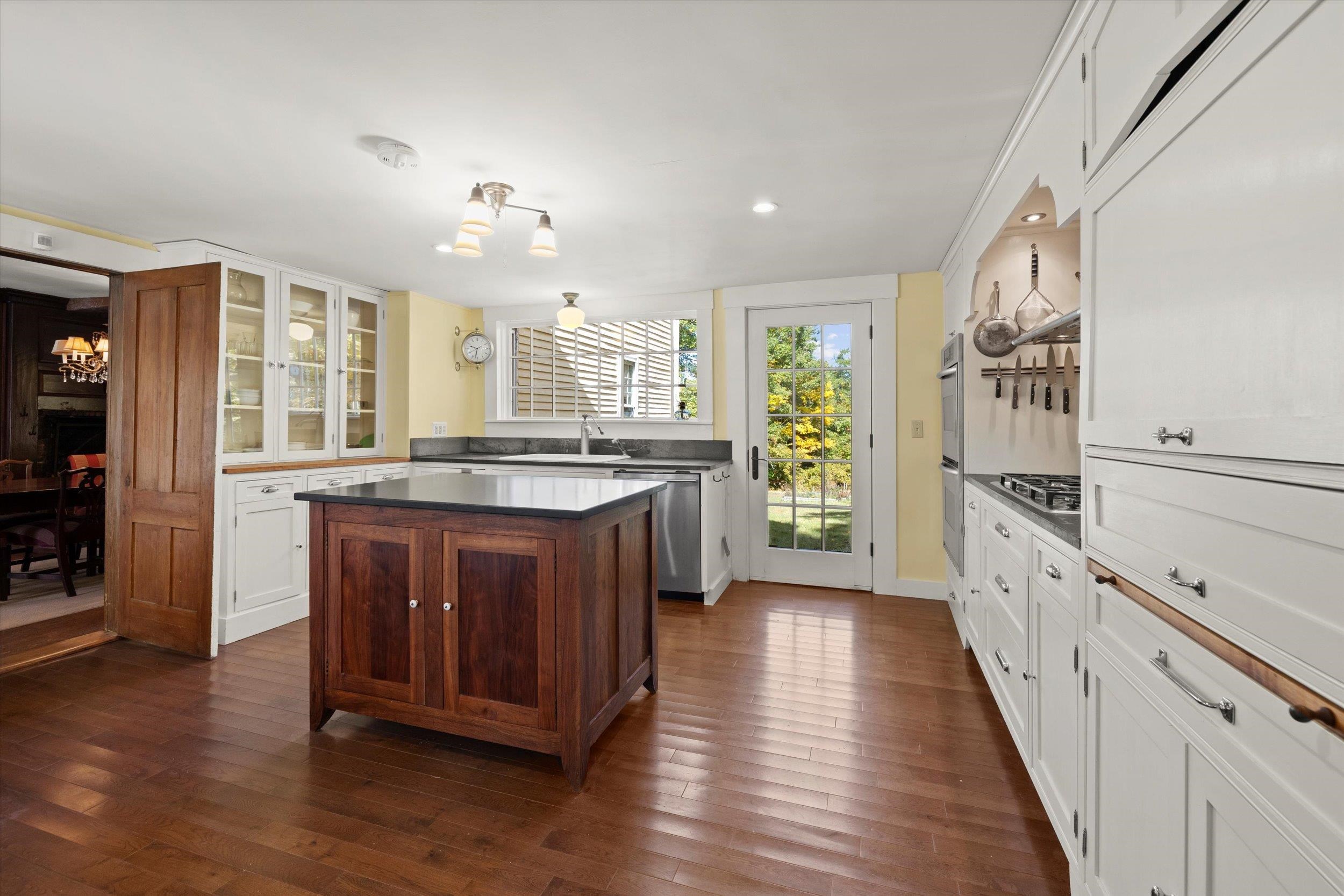 187 Old Stage Road Wakefield, NH 03872 - Photo 5 of 40 Gallery Image 5