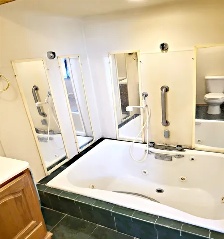 $199,900 | 819 North Austin Street, Rockport, TX 78382