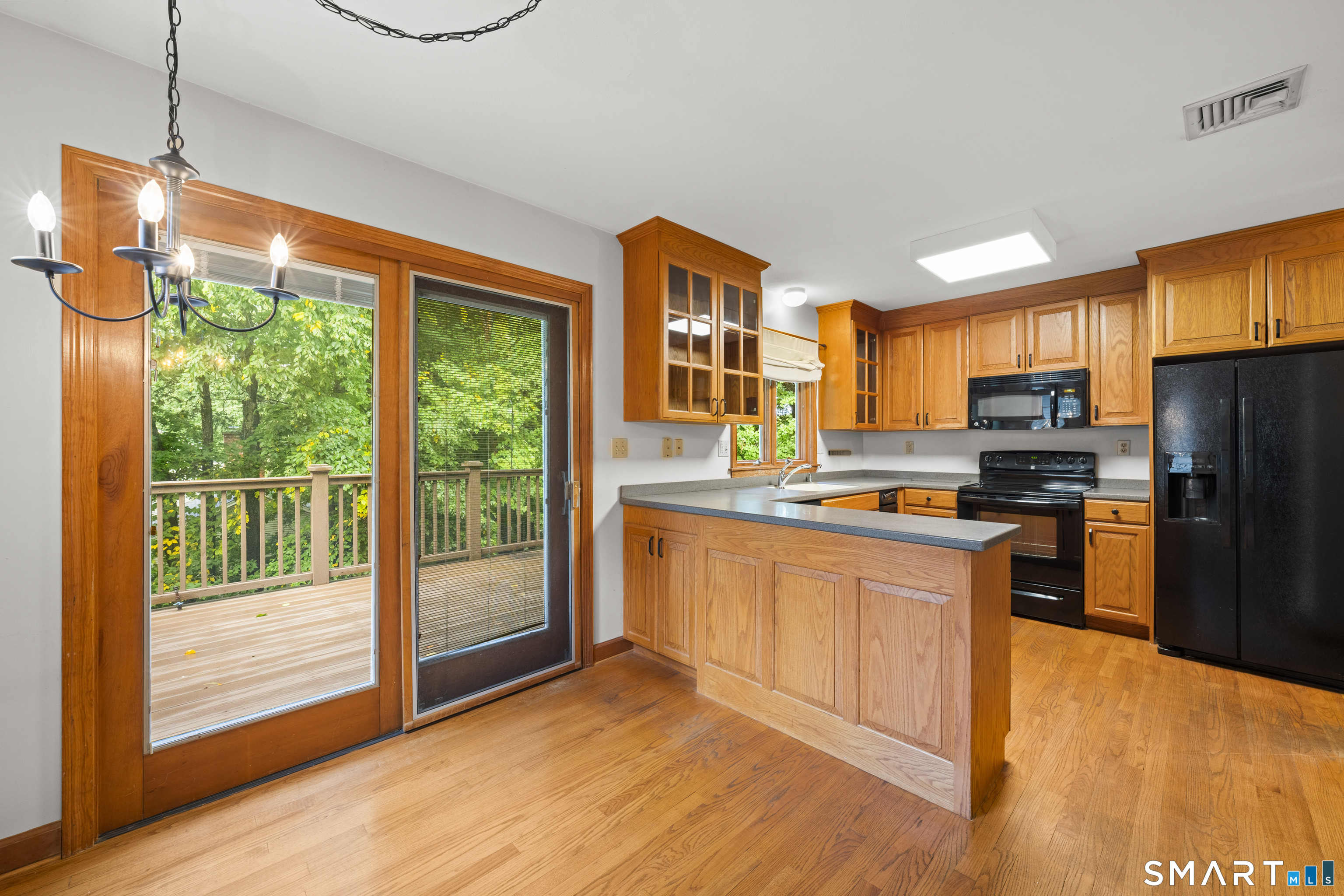 147 Tonica Spring Trail Manchester, CT 06040 - Photo 9 of 40 Gallery Image 9