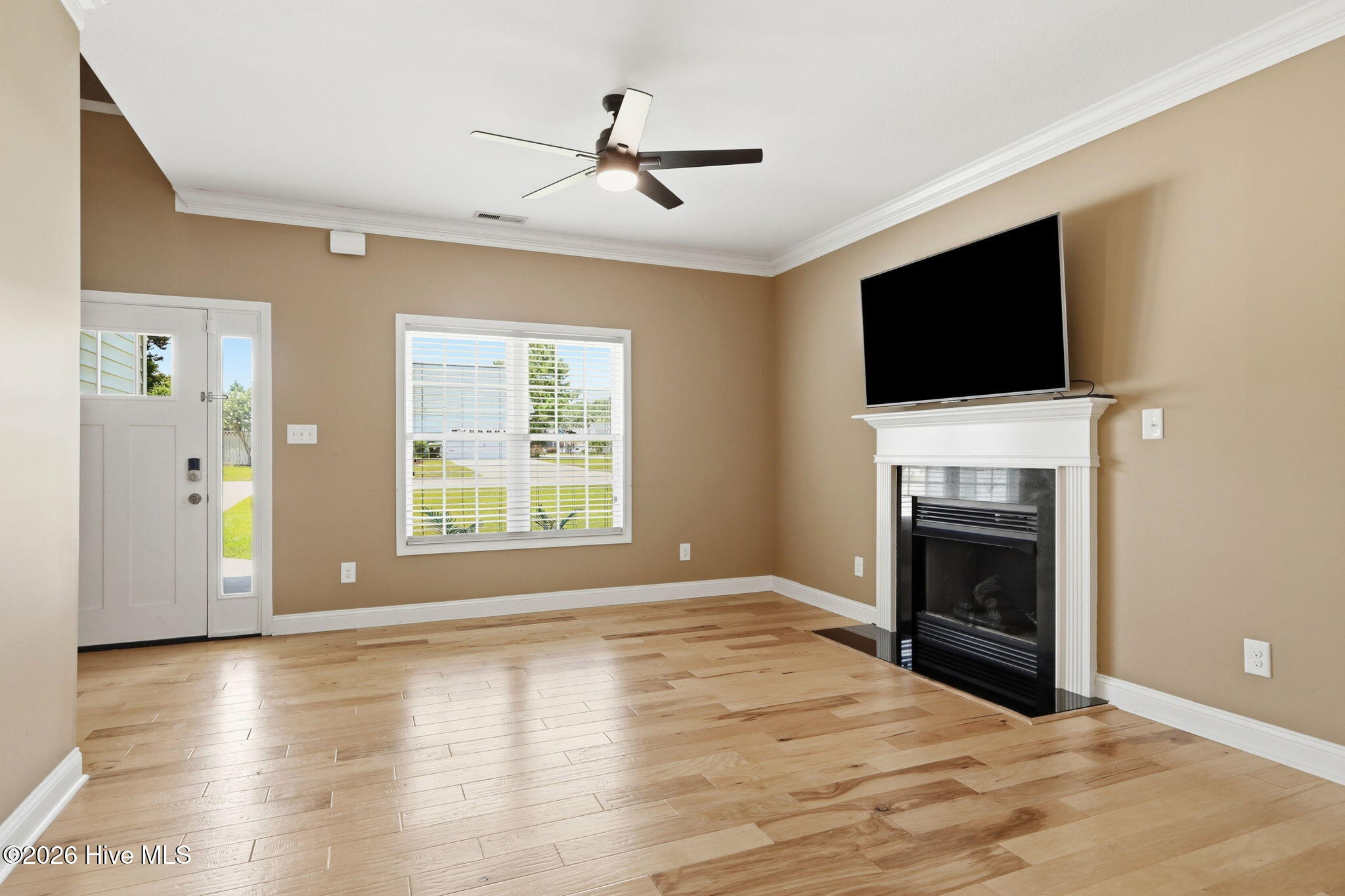 306 Oak Ridge Court Swansboro, NC 28584 - Photo 9 of 46