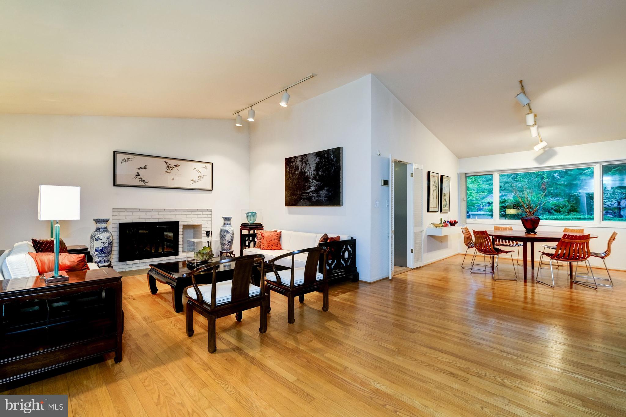 8312 Still Spring Court Bethesda, MD 20817 - Photo 14 of 49