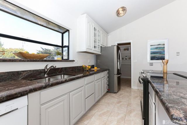 $1,495,000 | 120 Tulare Street, Brisbane, CA 94005