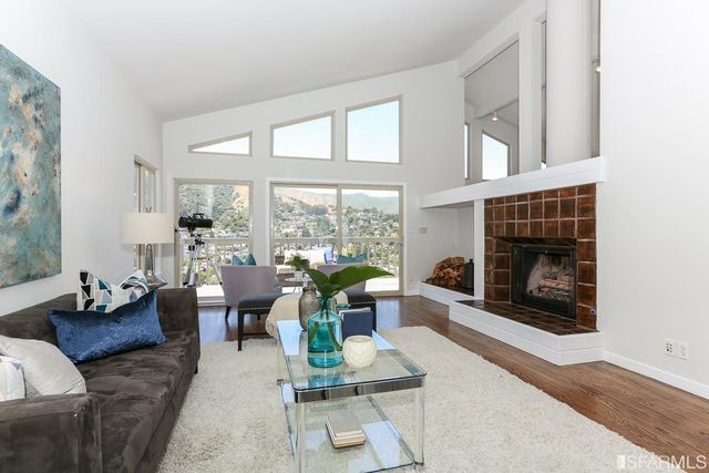 $1,495,000 | 120 Tulare Street, Brisbane, CA 94005