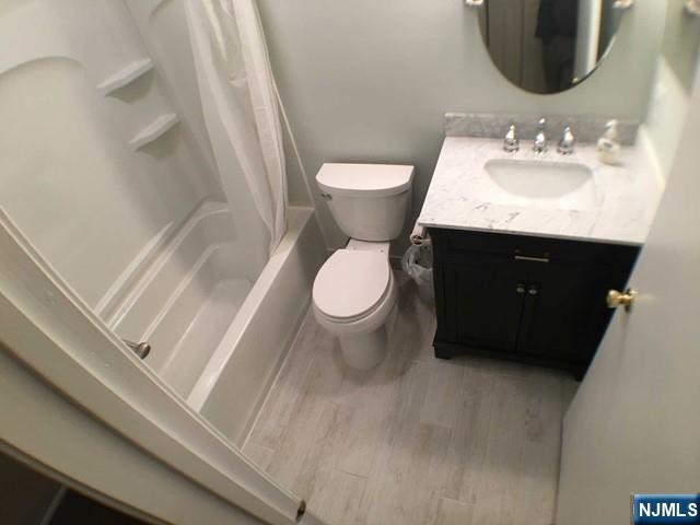 418 Poets Way Mahwah, NJ 07430 - Photo 13 of 29