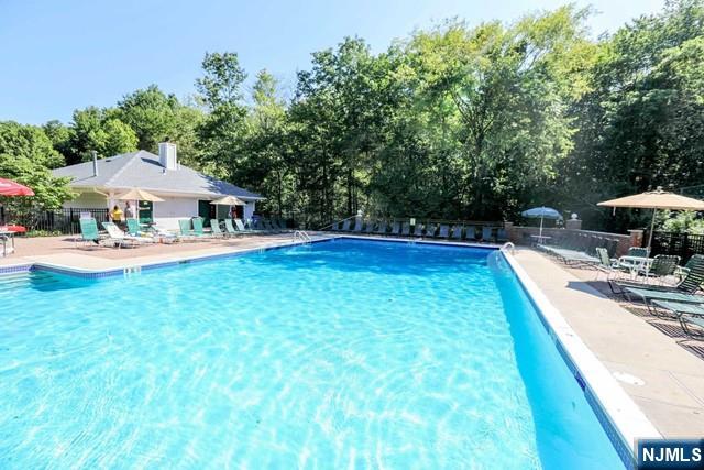 418 Poets Way Mahwah, NJ 07430 - Photo 21 of 29