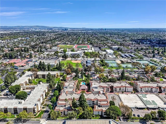 $350,000 | 600 West 3rd Street, Unit A115, Santa Ana, CA 92701