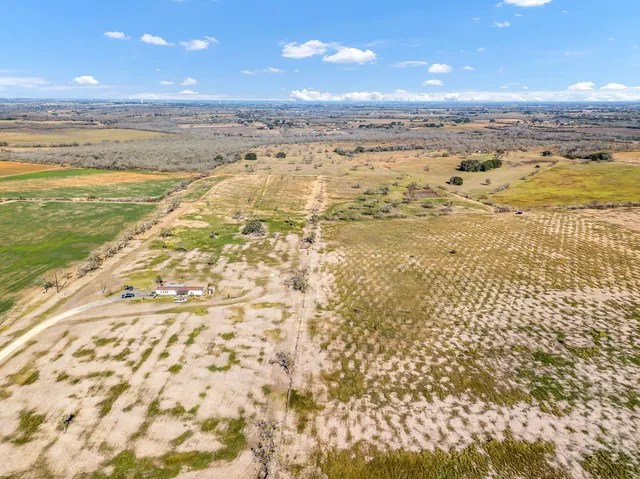 $2,999,990 | 1335 North Gable Road, St. Hedwig, TX 78152